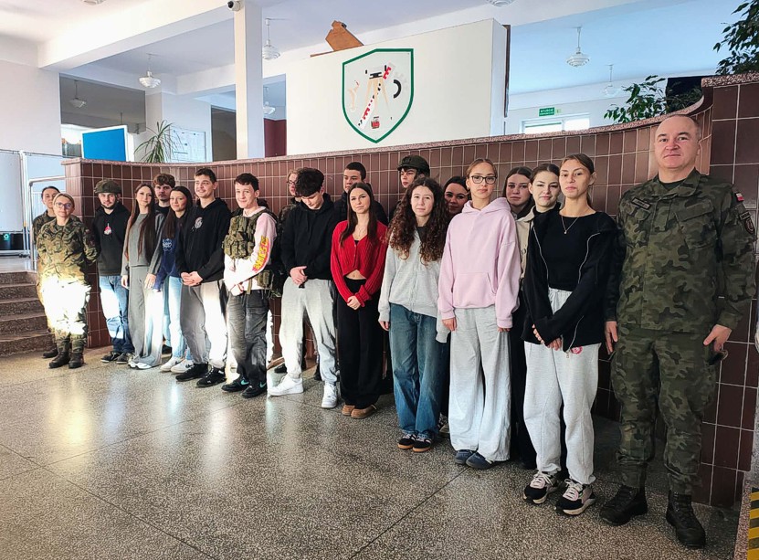 Edukacja za wojskiem w ZST-W w Trzcianie